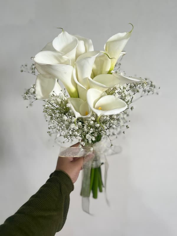 Fresh Calla Lily X Fresh Baby Breath